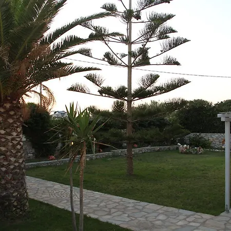 Chryssalis Garden Apartamento Naxos City